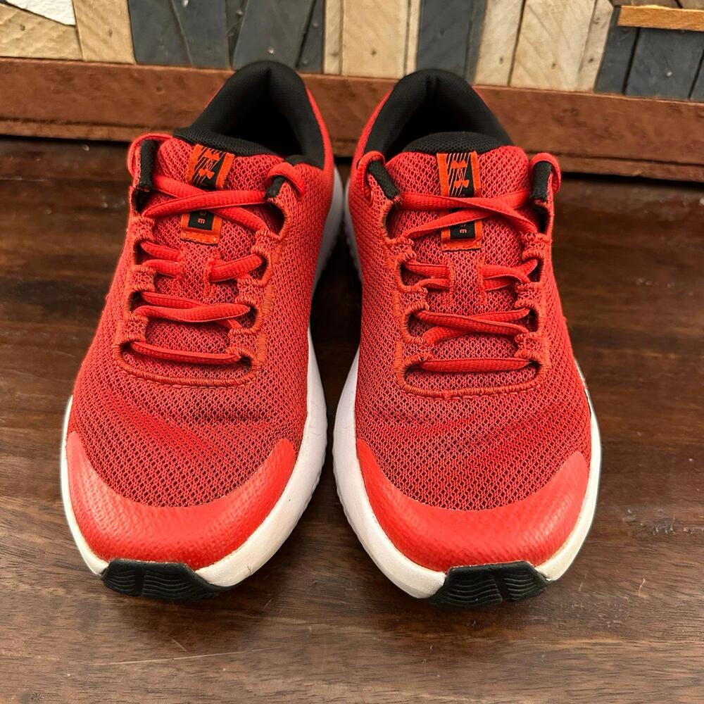 Under Armour Surge 4 AC GS Running Shoes 4.5Y - Picture 2 of 6